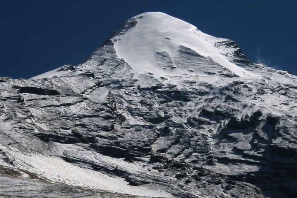 Pisang Peak Climbing