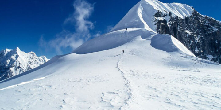 Tharpa Chuli Peak (Tent Peak)